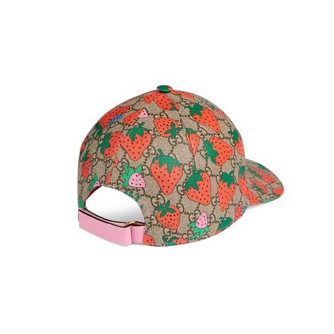 gucci fraise casquette|casquette gucci en toile.